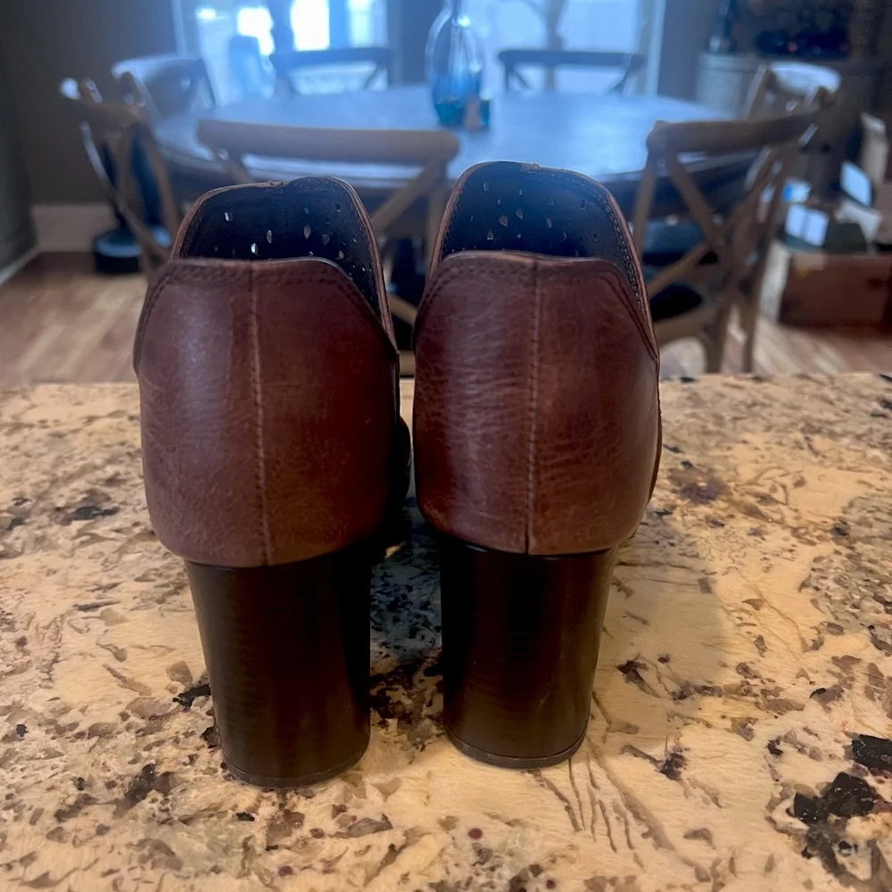 Beautiful brown Roper booties - Picture 5 of 6